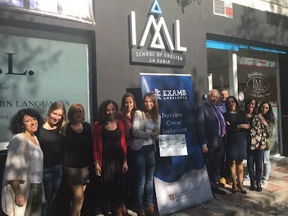 Foto de IML La Zubia - Clases de inglés para todos los niveles - Adultos y niños