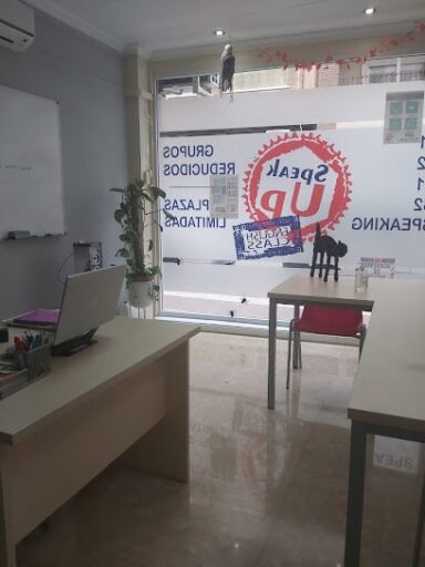 Foto de Speak up English Class