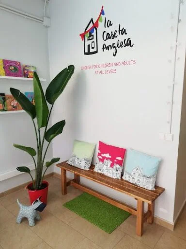Foto de La Caseta Anglesa. School of English. Feels just like home!