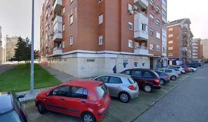 Foto de Centro de Estudios Tesla