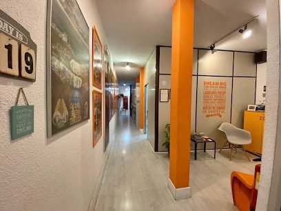 Foto de Listen & Learn
