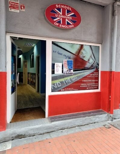 Foto de U-GROUND School of English