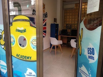 Foto de Yellow Submarine Academy & Books